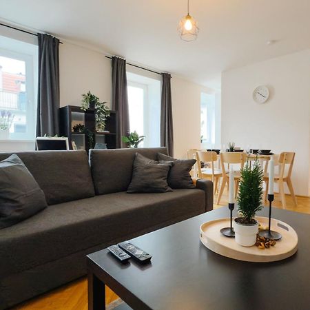 110Qm, 4 Bedrooms, Near Schoenbrunn - Axara Housing Osw 33 维也纳 外观 照片