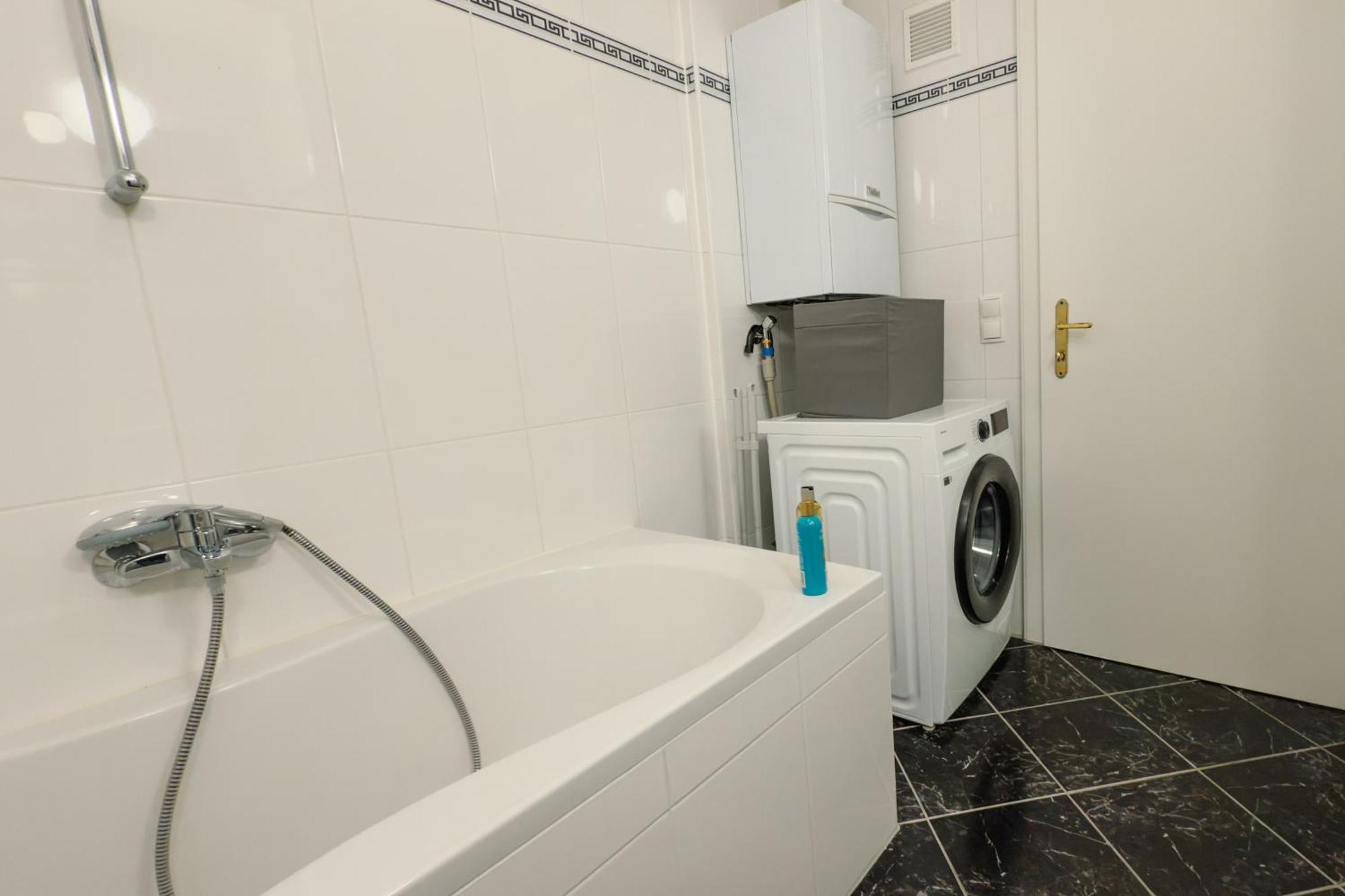 110Qm, 4 Bedrooms, Near Schoenbrunn - Axara Housing Osw 33 维也纳 外观 照片